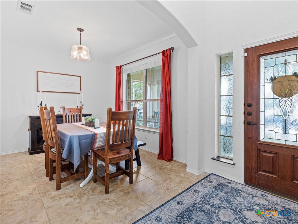 512 Wagon Wheel Way Property Photo 3