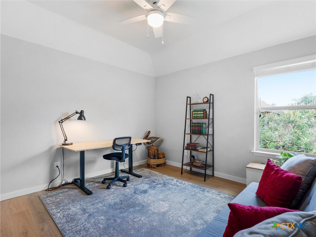 512 Wagon Wheel Way Property Photo 28