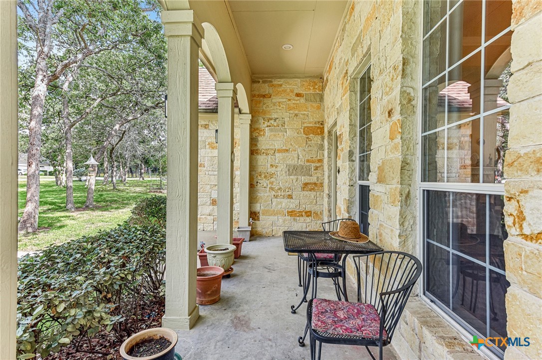 109 Elm Wood Drive Property Photo 3