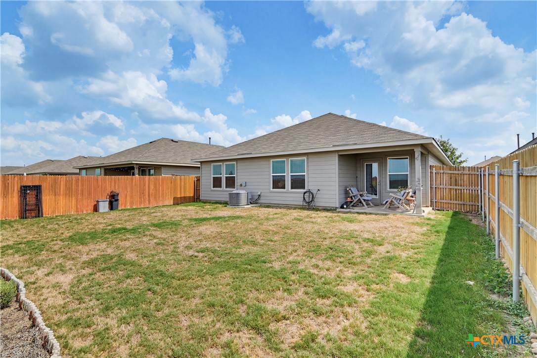 1416 Parkwood Property Photo 26