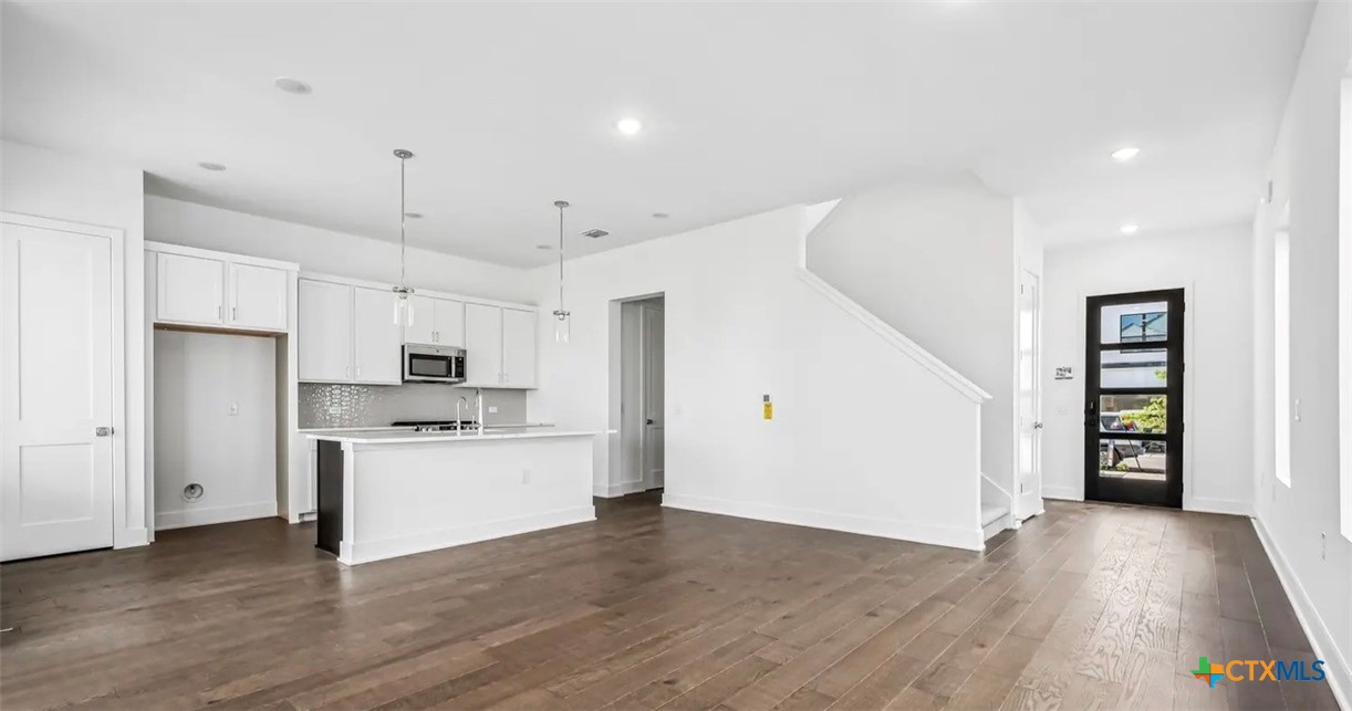 1414 Rambling Rose Road Property Photo 8