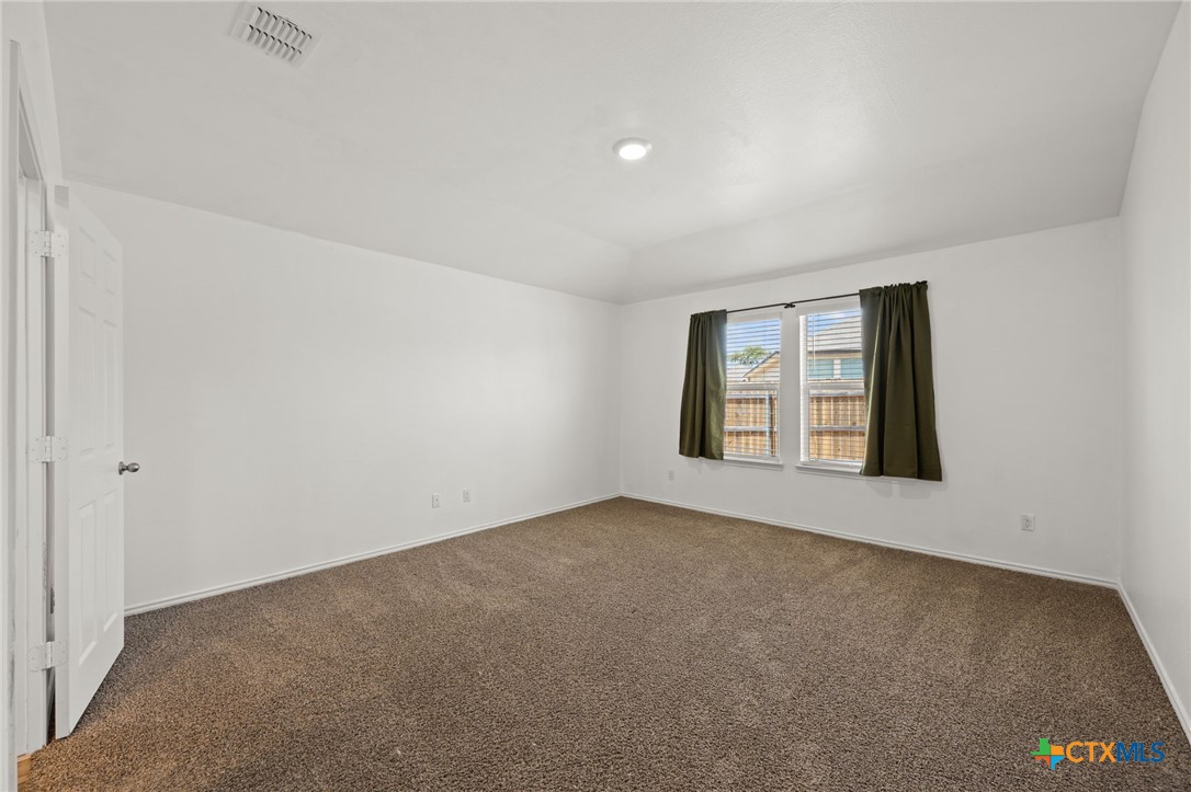 1012 Velvet Court Property Photo 8