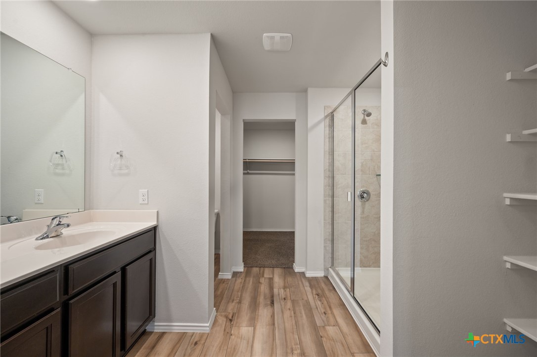 1012 Velvet Court Property Photo 9
