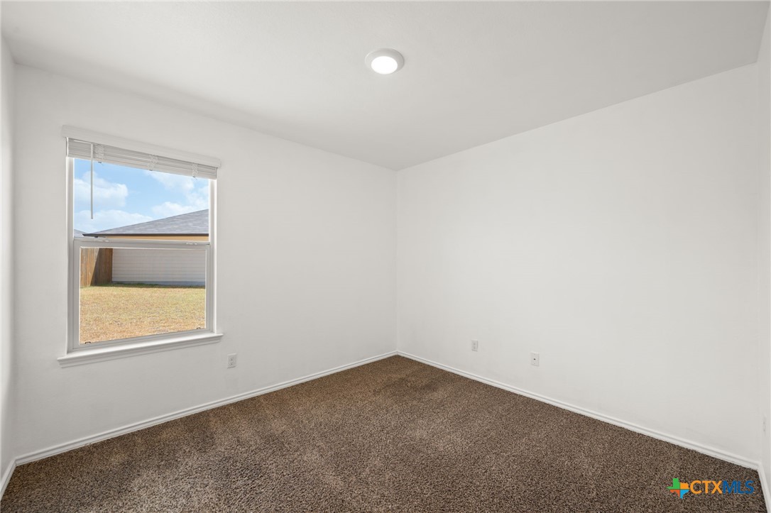 1012 Velvet Court Property Photo 12