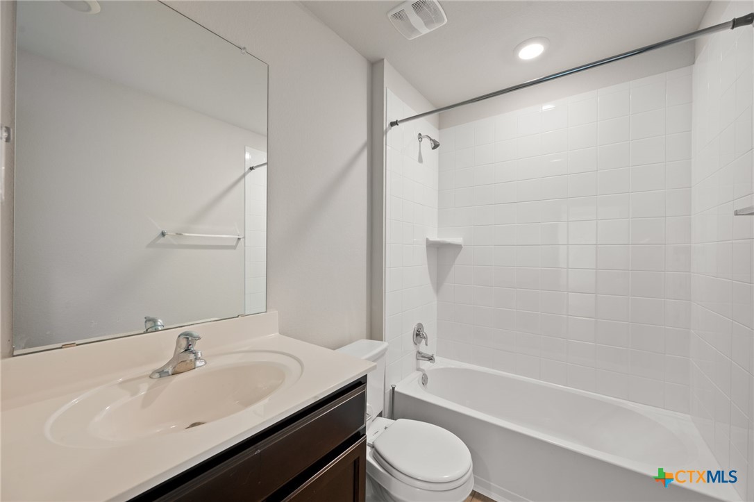 1012 Velvet Court Property Photo 14