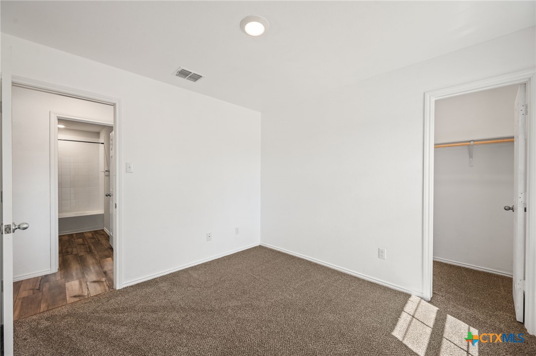 1012 Velvet Court Property Photo 16