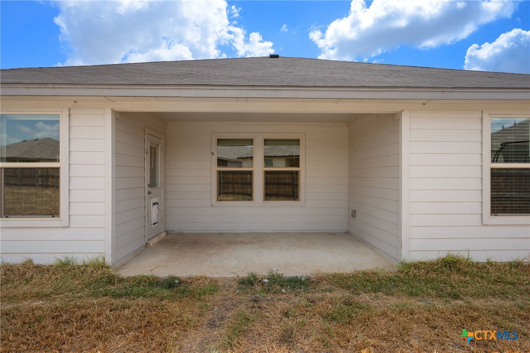 1012 Velvet Court Property Photo 17