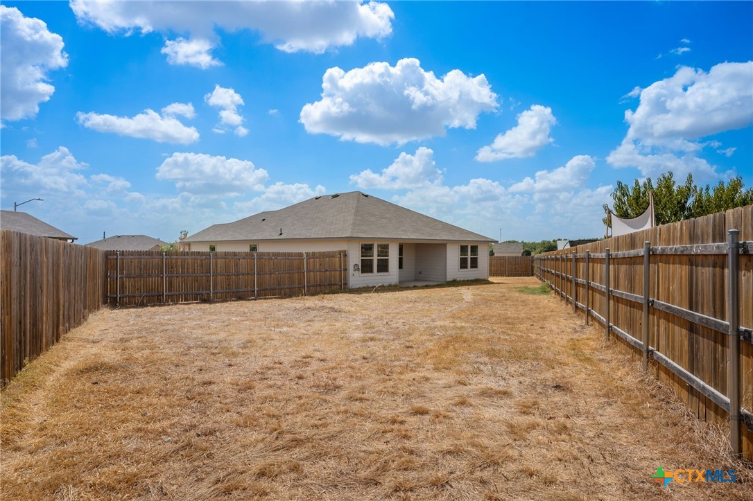 1012 Velvet Court Property Photo 18