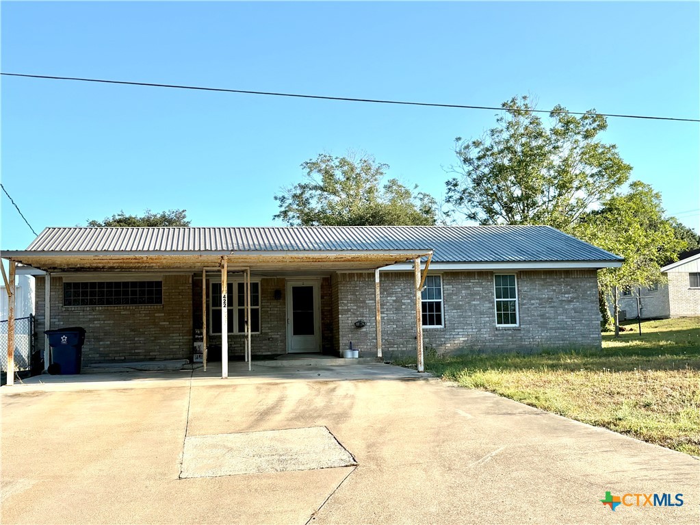 422 W Franklin Street Property Photo 1