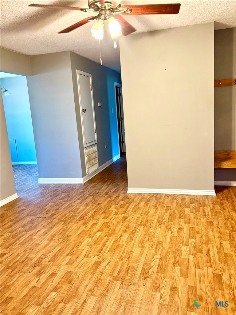 422 W Franklin Street Property Photo 5