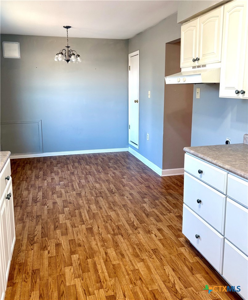 422 W Franklin Street Property Photo 6