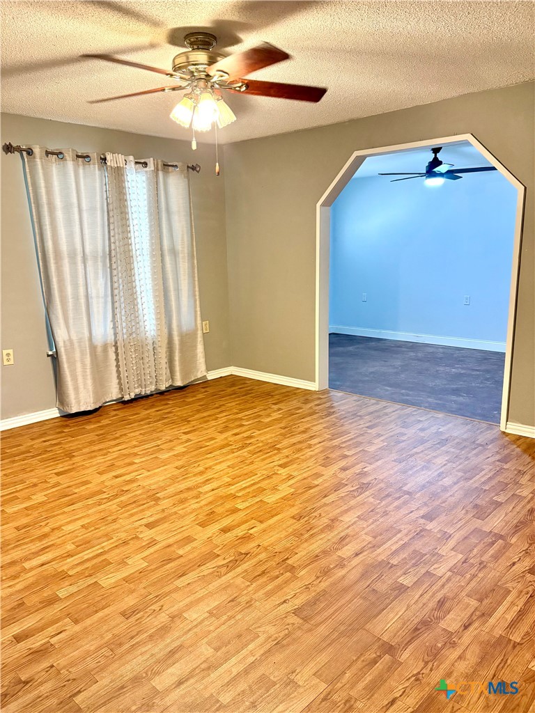 422 W Franklin Street Property Photo 9