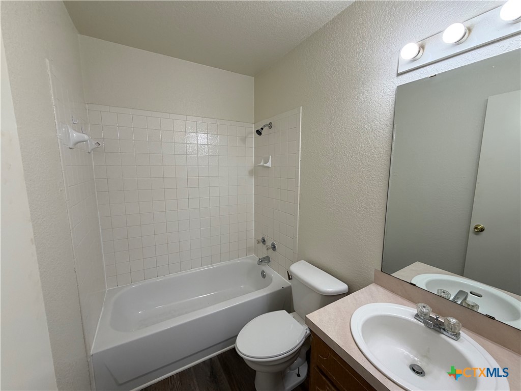 1107 Shanarae Circle A Property Photo 8