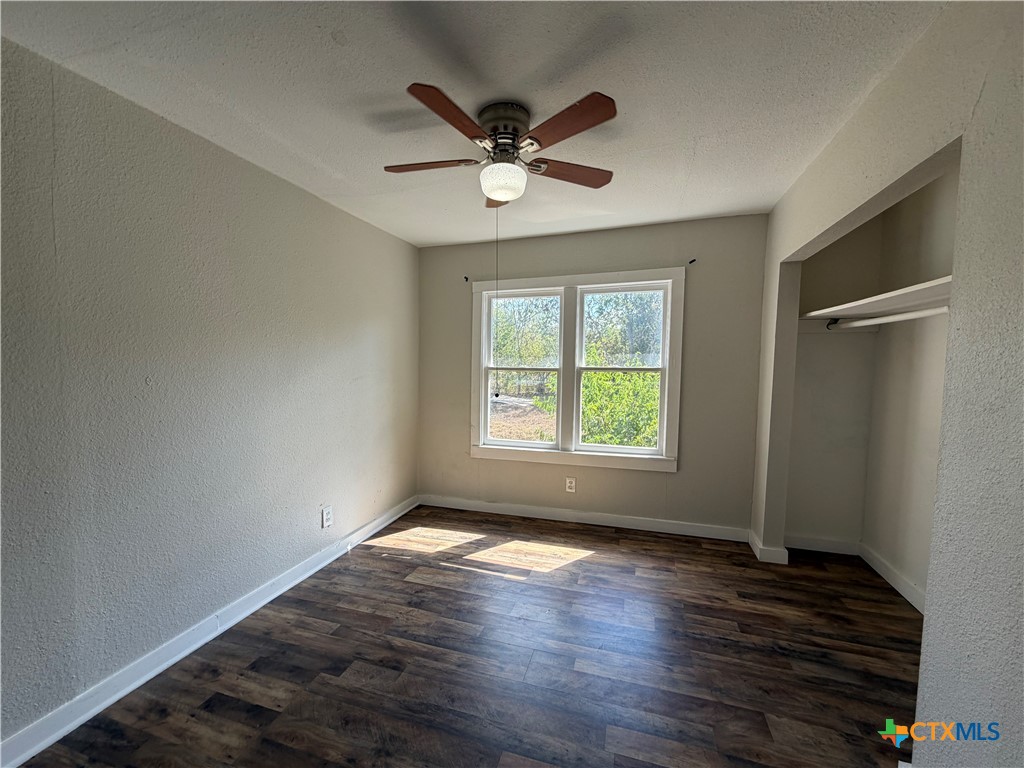 935 Campbell Street Property Photo 11
