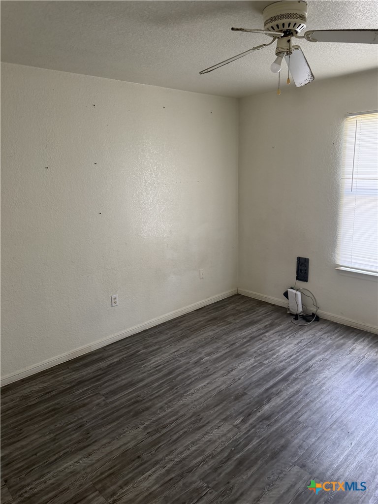 1001 Circle M Drive Property Photo 6