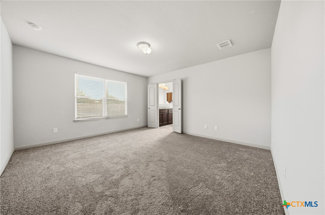 3038 Dade Loop Property Photo 12