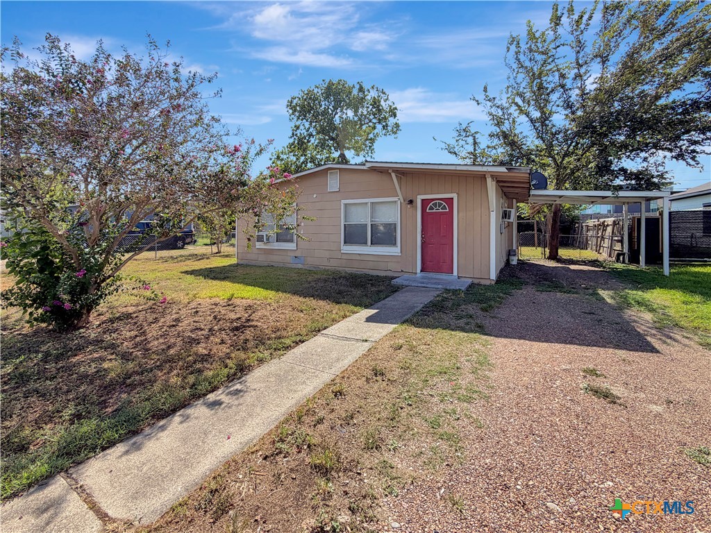 2907 Cypress Street Property Photo 1