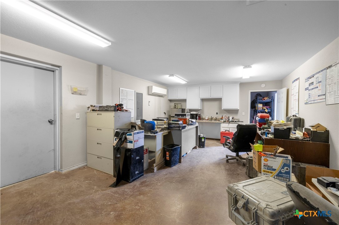 4383 Fm 439 Property Photo 12