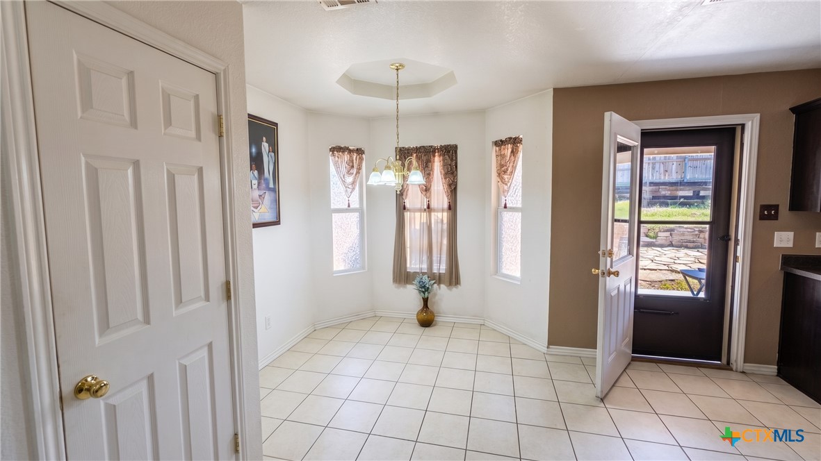 1904 Prestige Loop Property Photo 7
