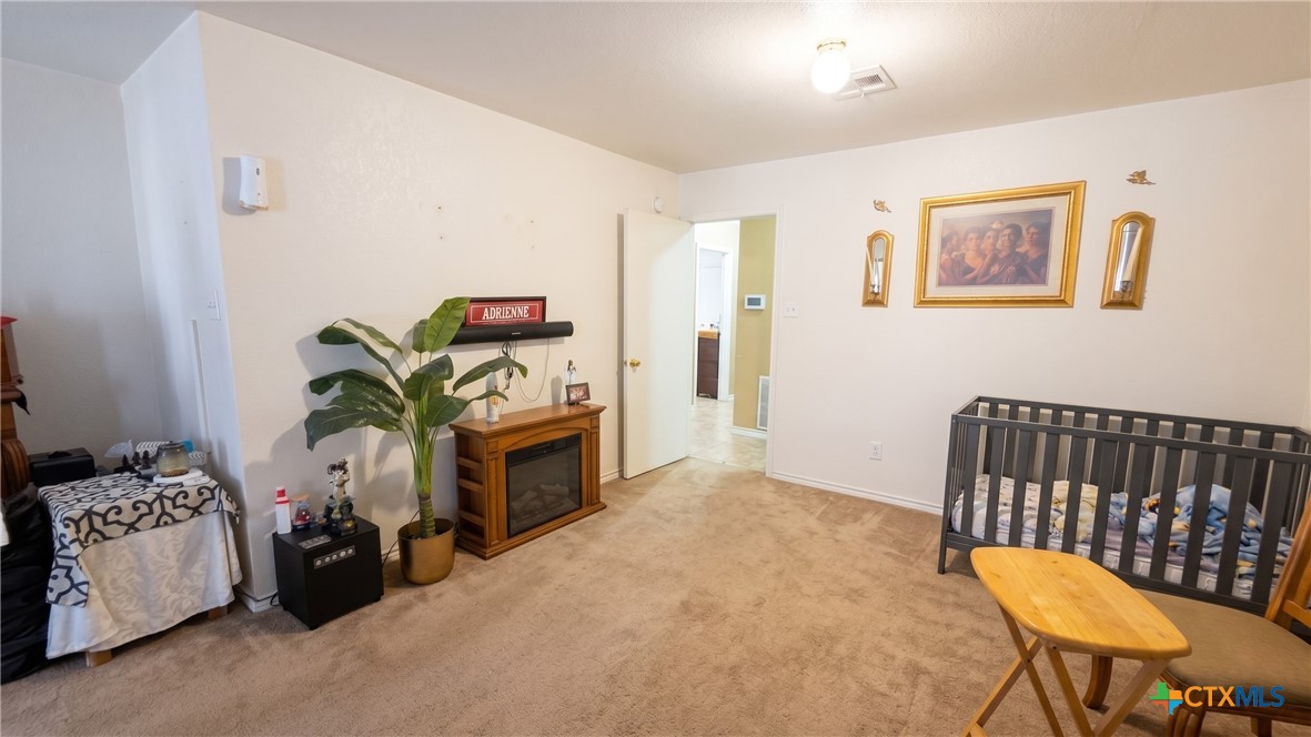 1904 Prestige Loop Property Photo 10