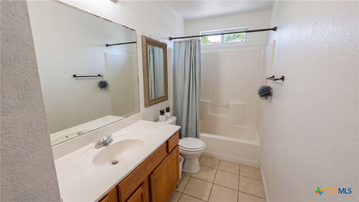 1904 Prestige Loop Property Photo 17