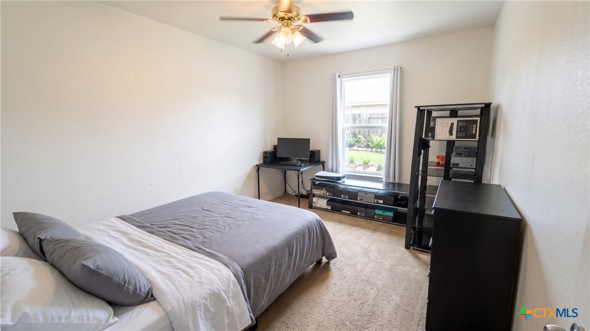 1904 Prestige Loop Property Photo 18