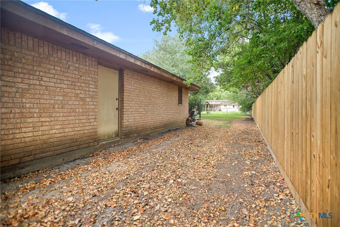 1601 Avalon Street Property Photo 25
