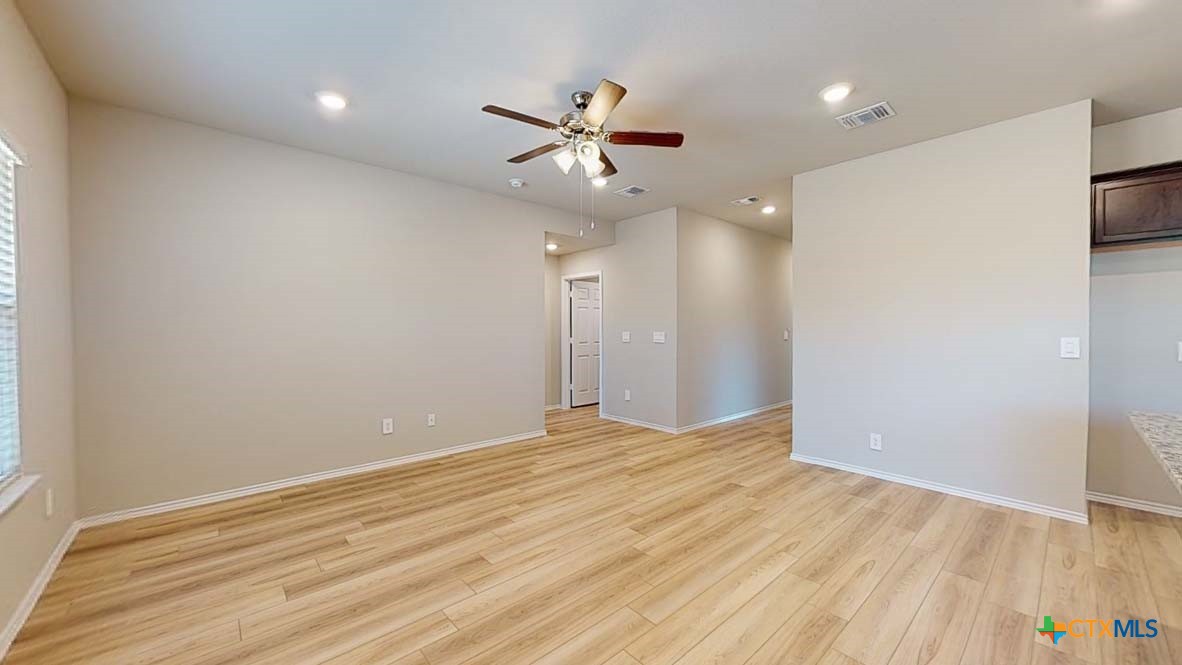225 Quarter Horse Road Property Photo 5