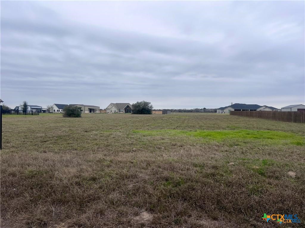 363 Sendera Loop Property Photo 3