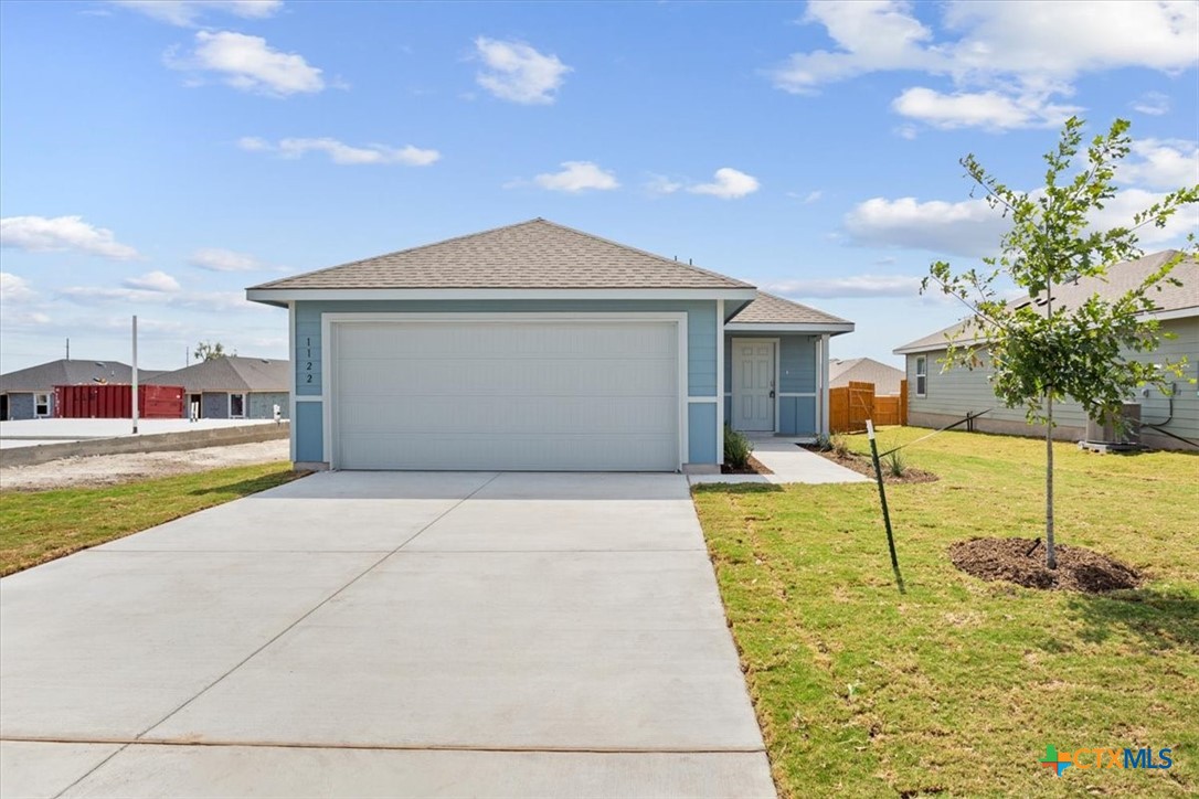 1122 Newey Circle Property Photo 1