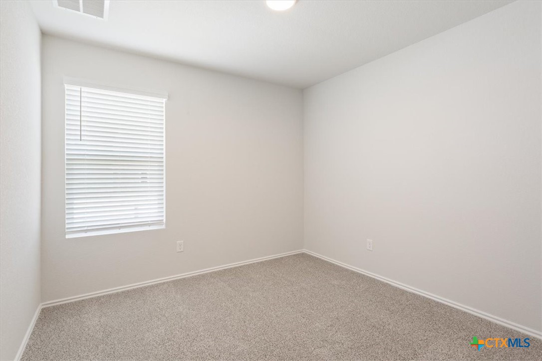 1122 Newey Circle Property Photo 20
