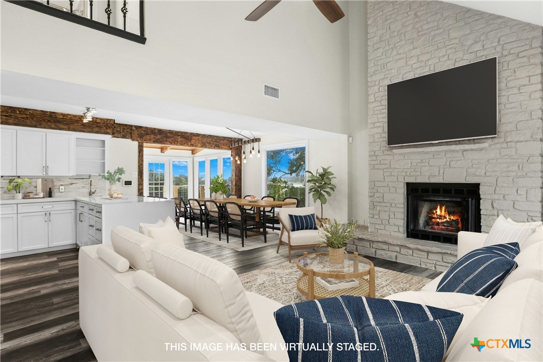 1562 Windmere Property Photo 8