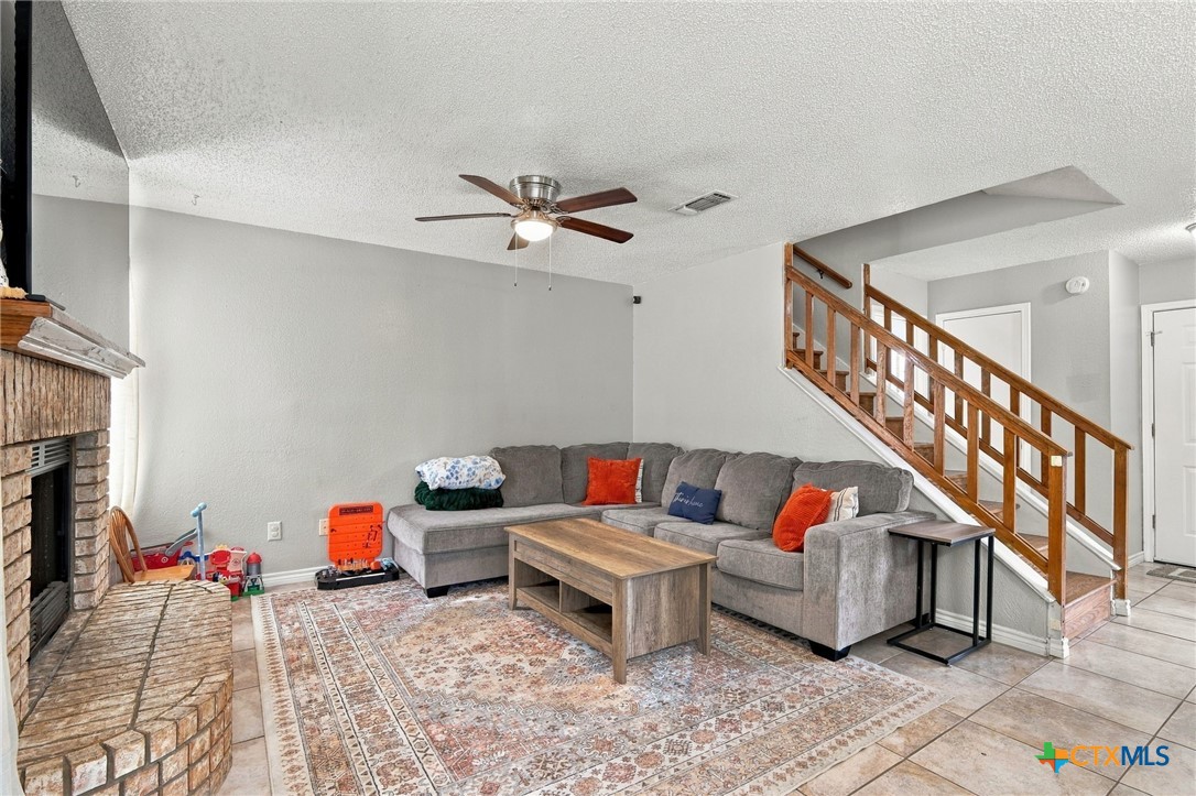 2608 Willow Springs Road Property Photo 5