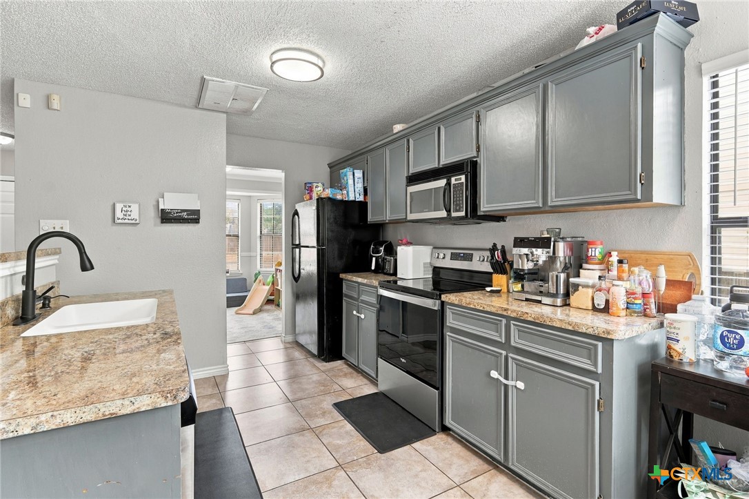 2608 Willow Springs Road Property Photo 8