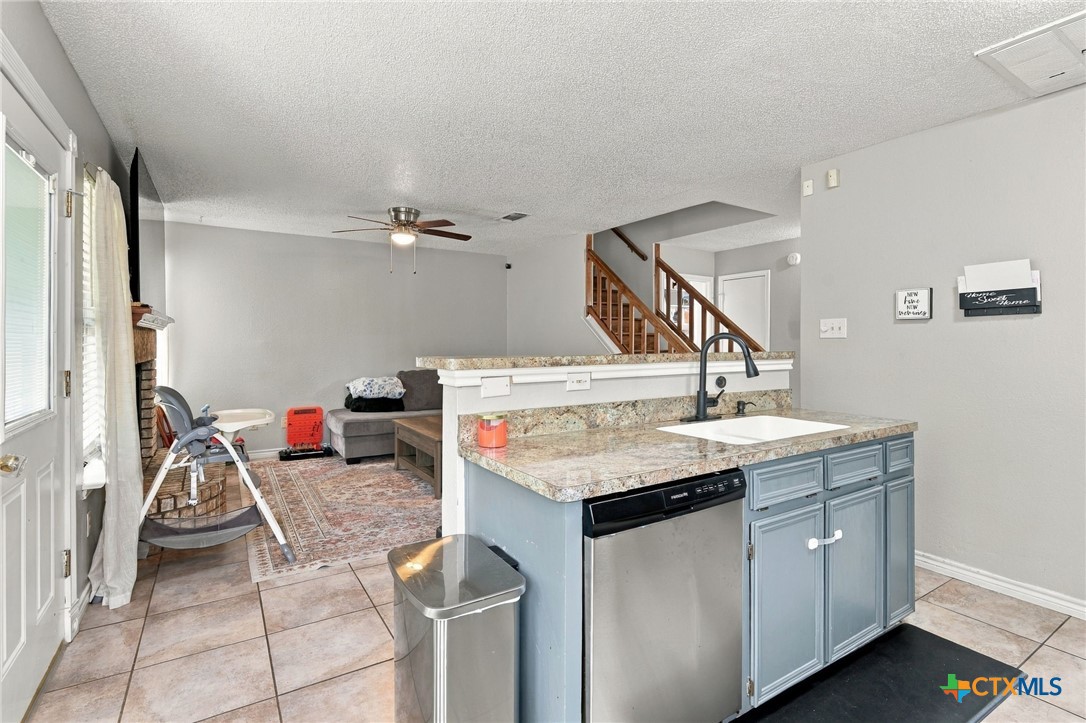 2608 Willow Springs Road Property Photo 9