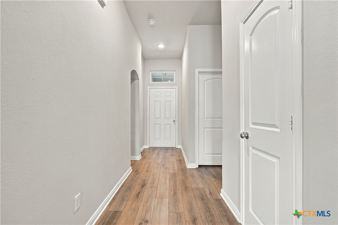 808 Fallbrook Drive Property Photo 3