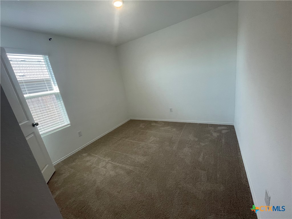 316 Enclave Manor Drive Property Photo 2