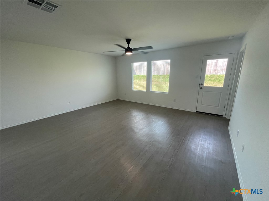316 Enclave Manor Drive Property Photo 8