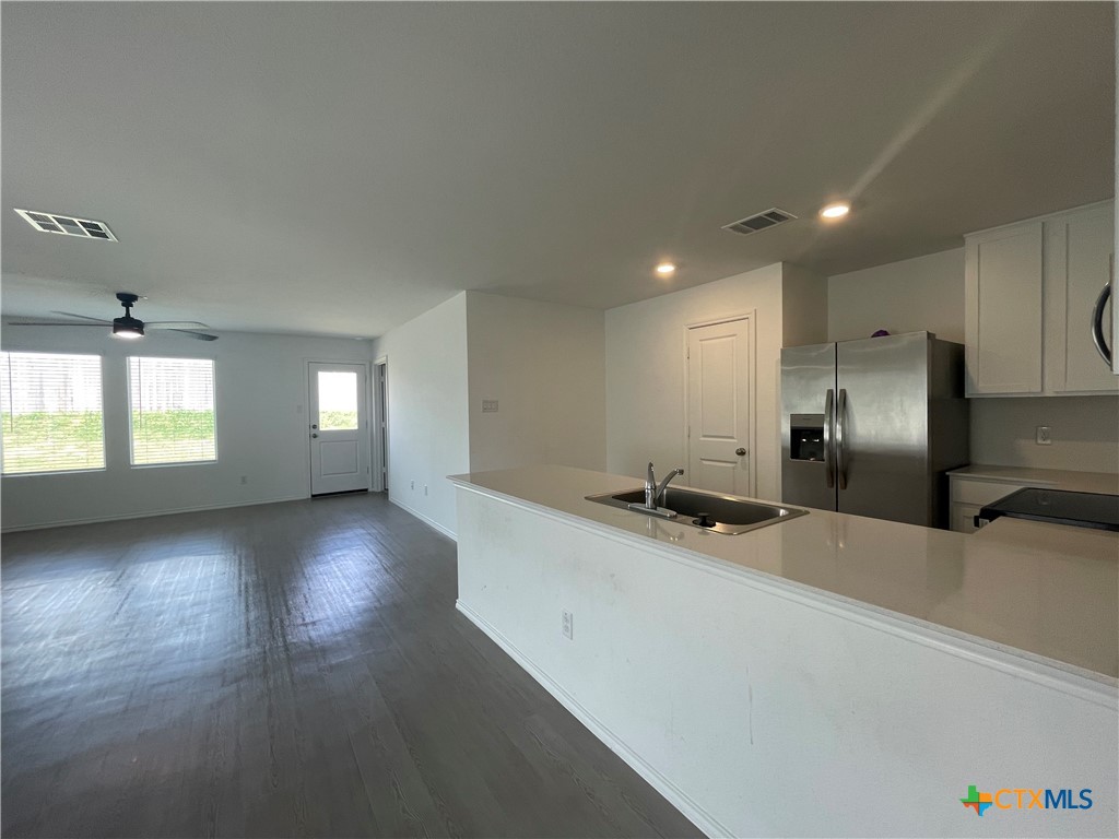 316 Enclave Manor Drive Property Photo 10