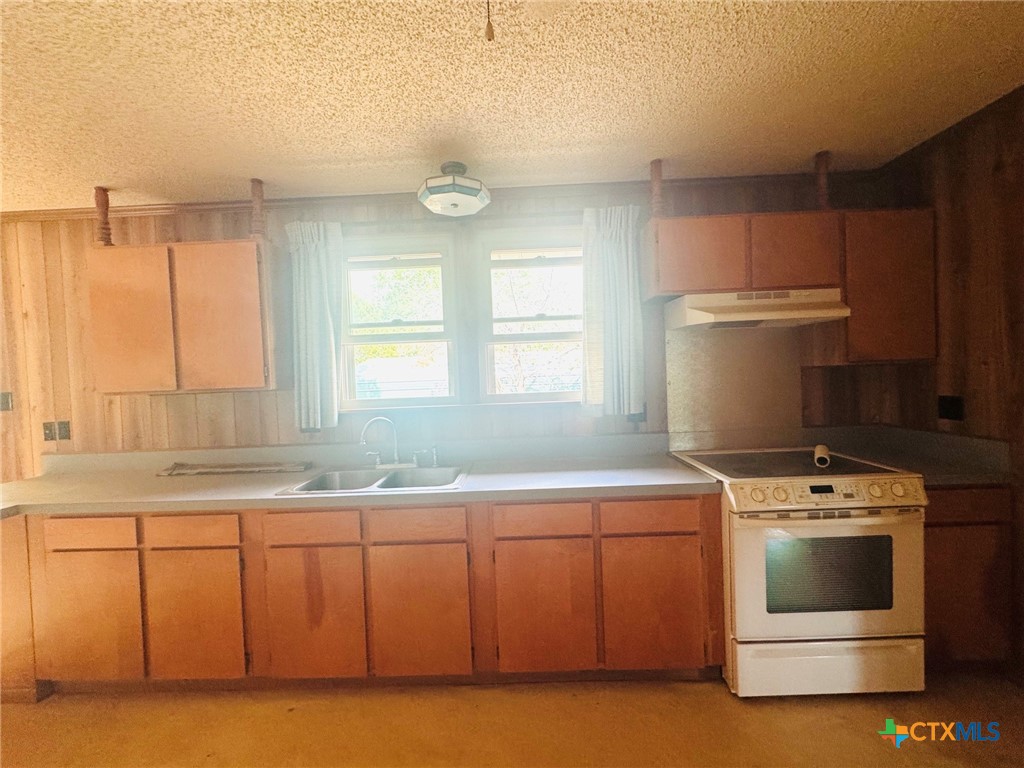 823 Mountain Road Property Photo 9