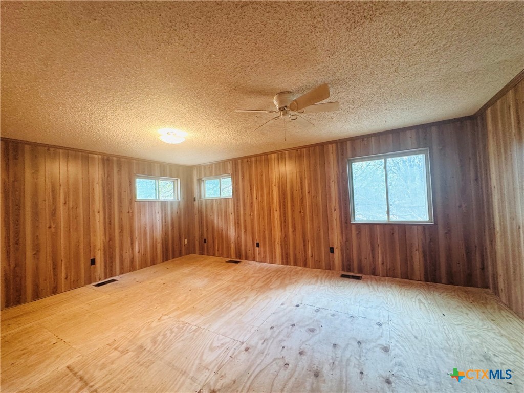823 Mountain Road Property Photo 16