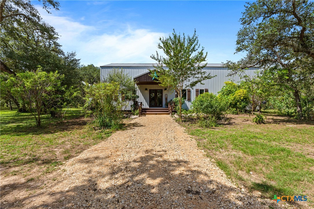 420 Private Road 2843 Property Photo 1