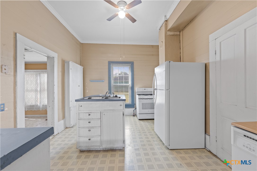 113 S Pumphrey Street Property Photo 12