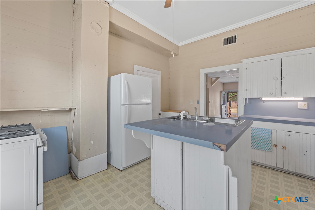 113 S Pumphrey Street Property Photo 13