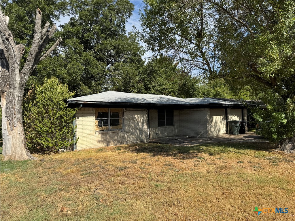 1918 S 17th Street Property Photo 1
