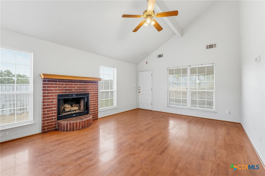 507 Clara Drive Property Photo 4