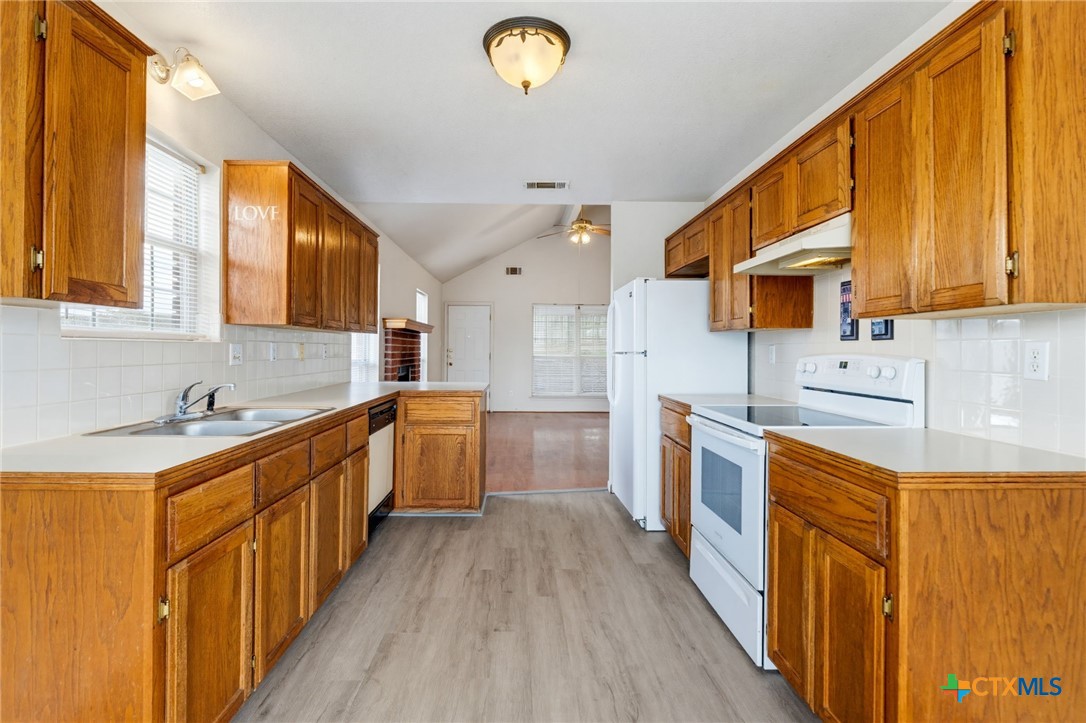 507 Clara Drive Property Photo 9