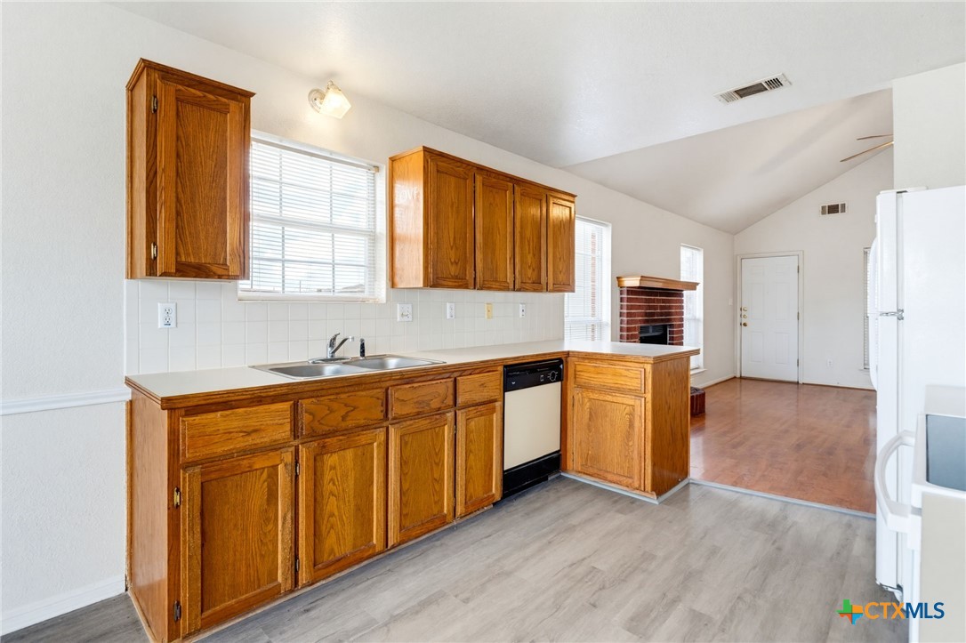 507 Clara Drive Property Photo 10