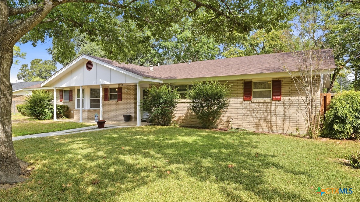 1314 Canary Lane Property Photo 2