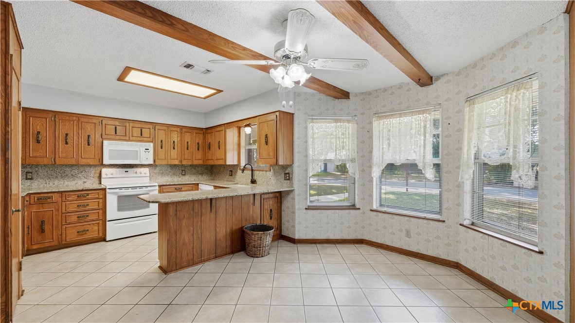 1314 Canary Lane Property Photo 8